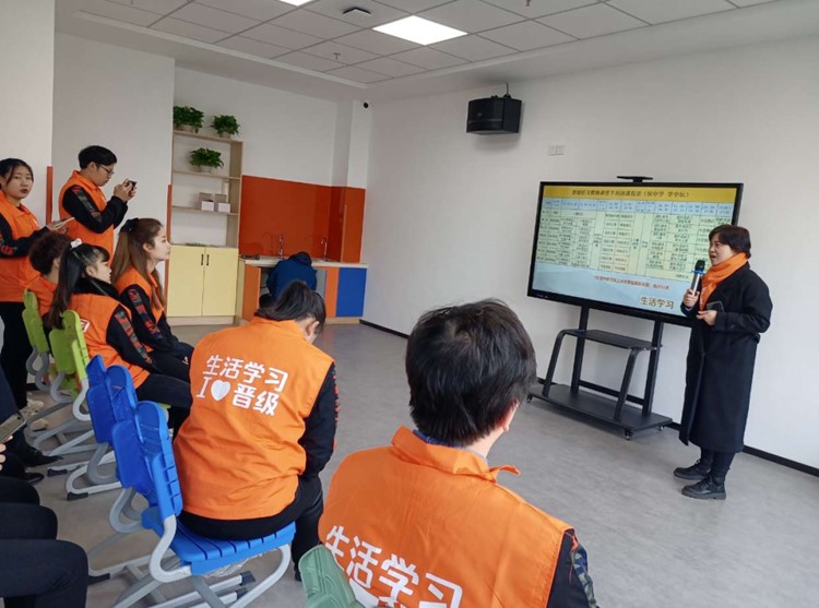 托管班加盟品牌如何解决小学生”三点半”问题