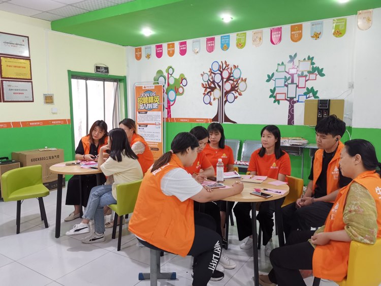 挽回招生续班压力，实现托管加盟校区增收就在明日晋小鹰新型研学营内训会！