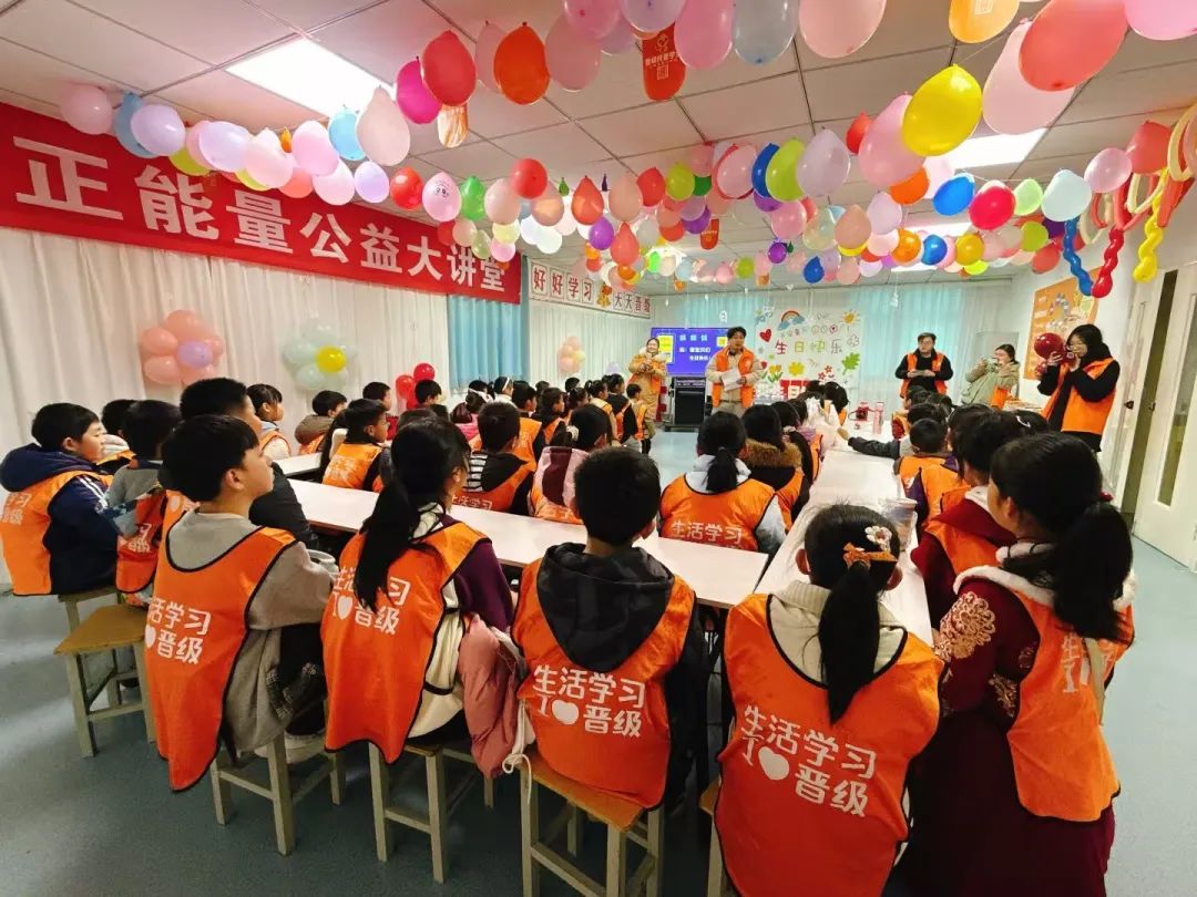 家长解放，孩子成长 | 晋小鹰假期托管班，用专业守护暑假时光