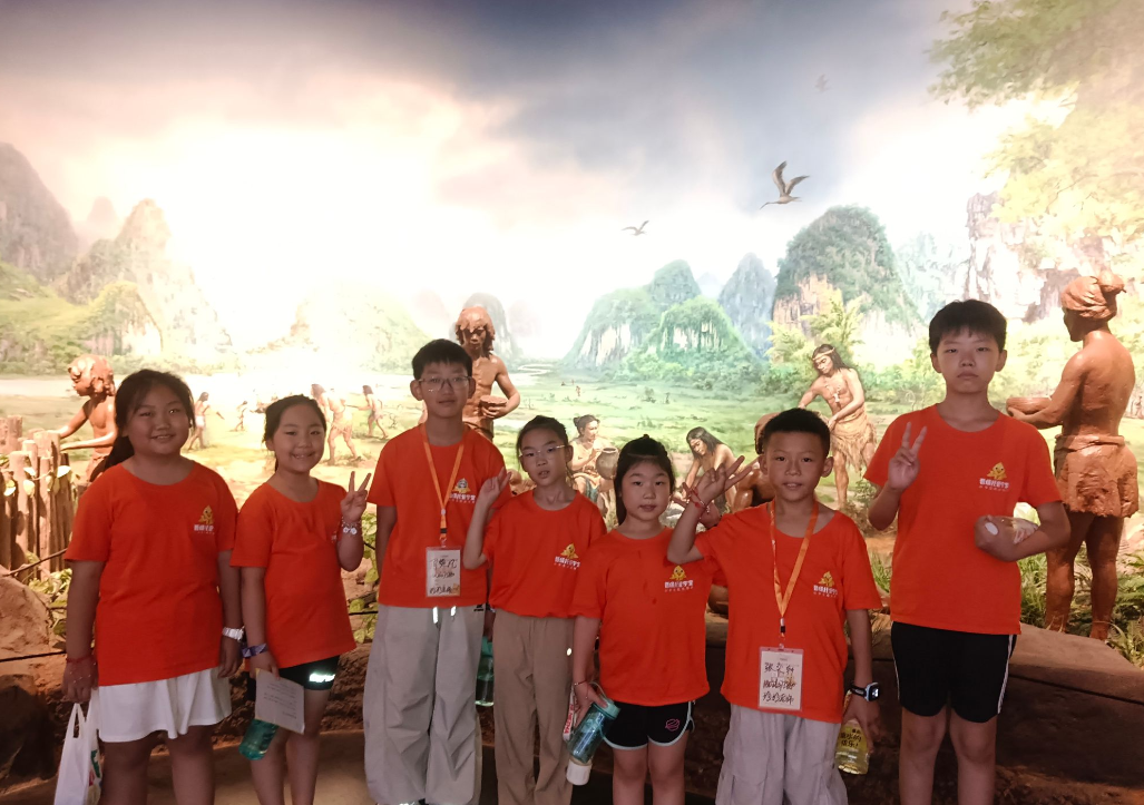2025晋小鹰快乐学习动力营桂林站第二天：象鼻山前听传说，美食街里品滋味，知识与快乐双丰收