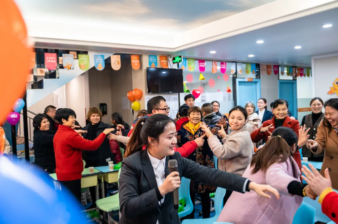 《幸福家道》别再说 “这点小事算什么”!孩子的烦恼需要被看见 《幸福家道》别再说 “这点小事算什么”!孩子的烦恼需要被看见