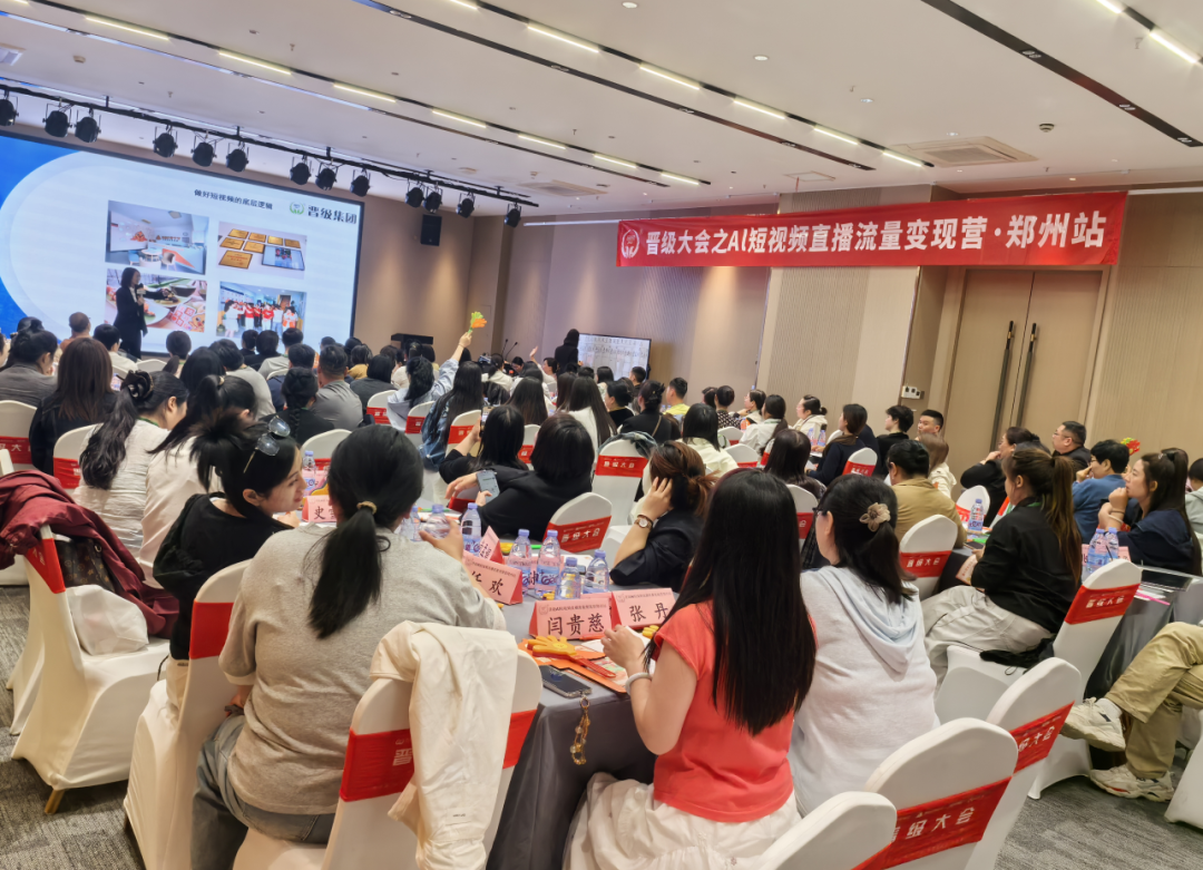 不懂“托管+X”，你可能撑不过今年！